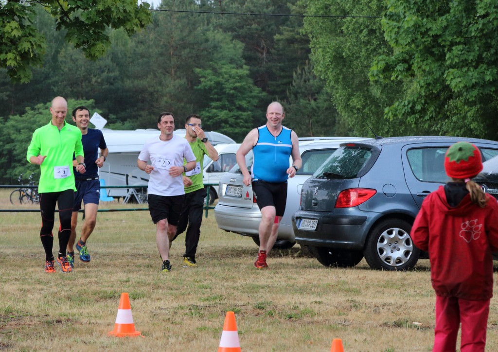 Einlauf der Herren S u R 2015 small